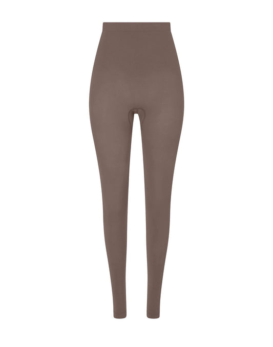 nueskin Lilya High-Compression Legging in color Deep Taupe and shape legging