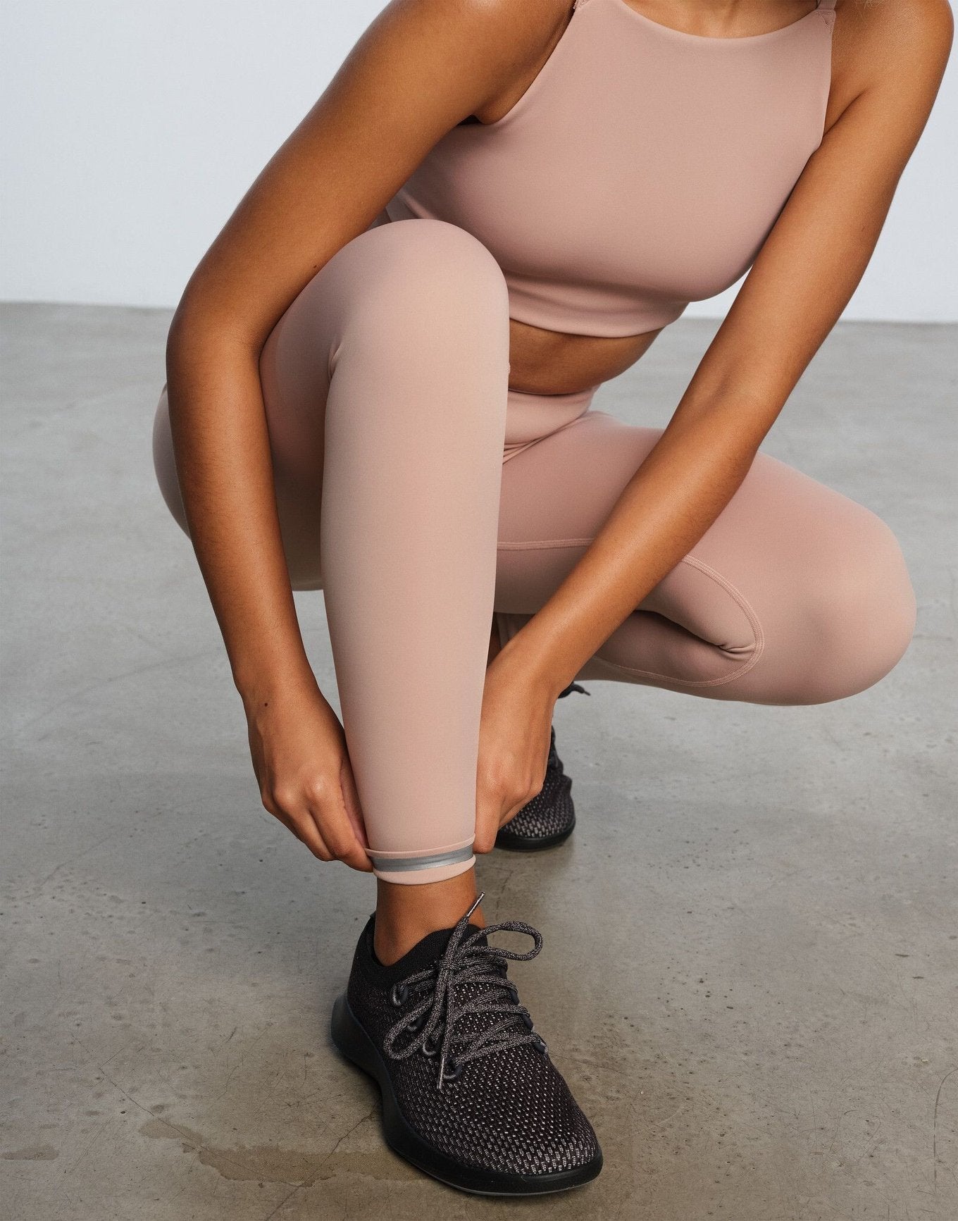 Gentrue Do Legging X EBN - 001 Legging in color Bare and shape legging