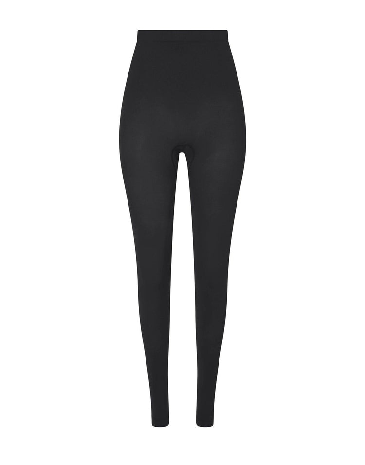 nueskin Lilya High-Compression Legging in color Jet Black and shape legging