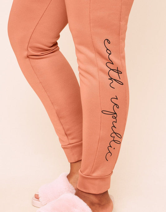 Earth Republic Shawn Jogger Pant Joggers in color Rhododendron Marl and shape jogger