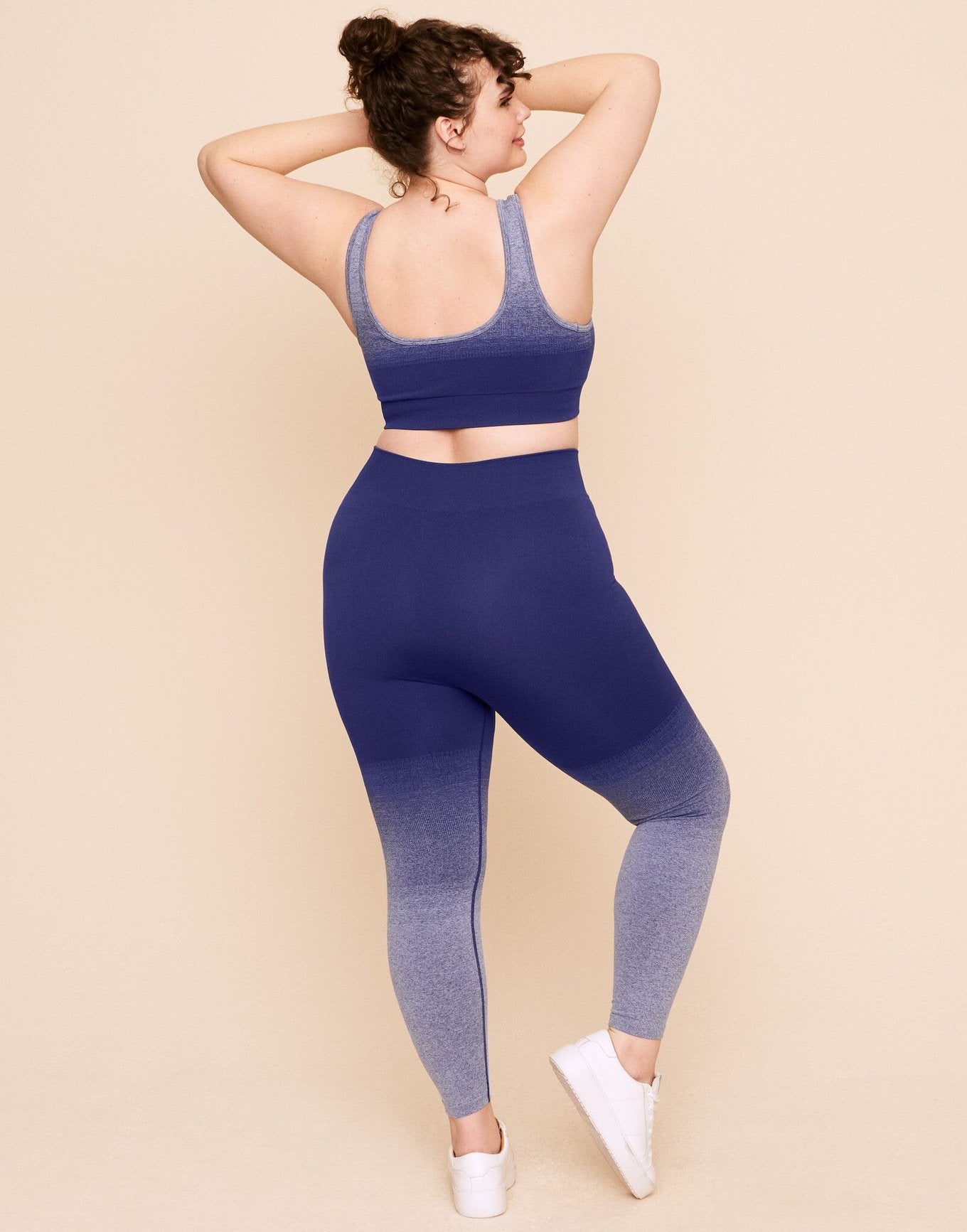 Earth Republic Lilah Ombre Full Legging Leggings in color Solid 02 - Ombre Navy and shape legging