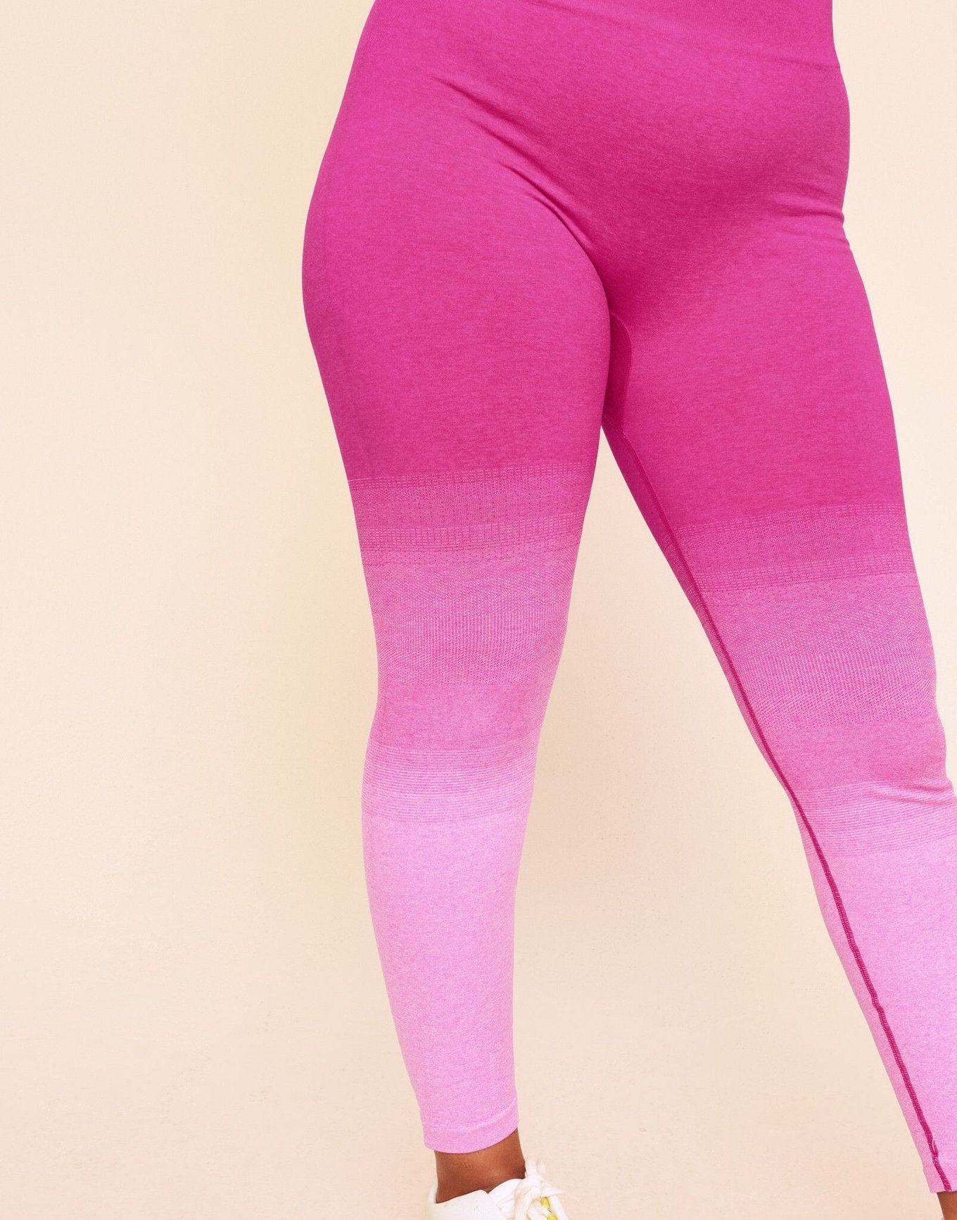 Earth Republic Lilah Ombre Full Legging Leggings in color Solid 03 - Ombre Pink and shape legging