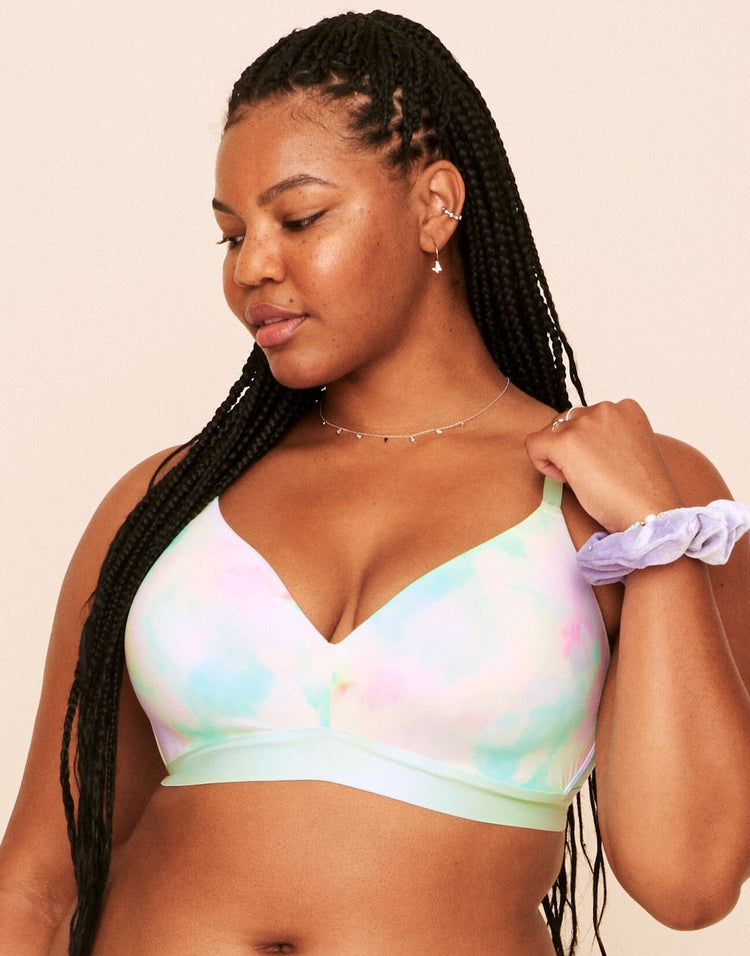 Earth Republic Makenna Lightly Lined Wireless Bra Wireless Bra in color Smudged Unicorn and shape plunge