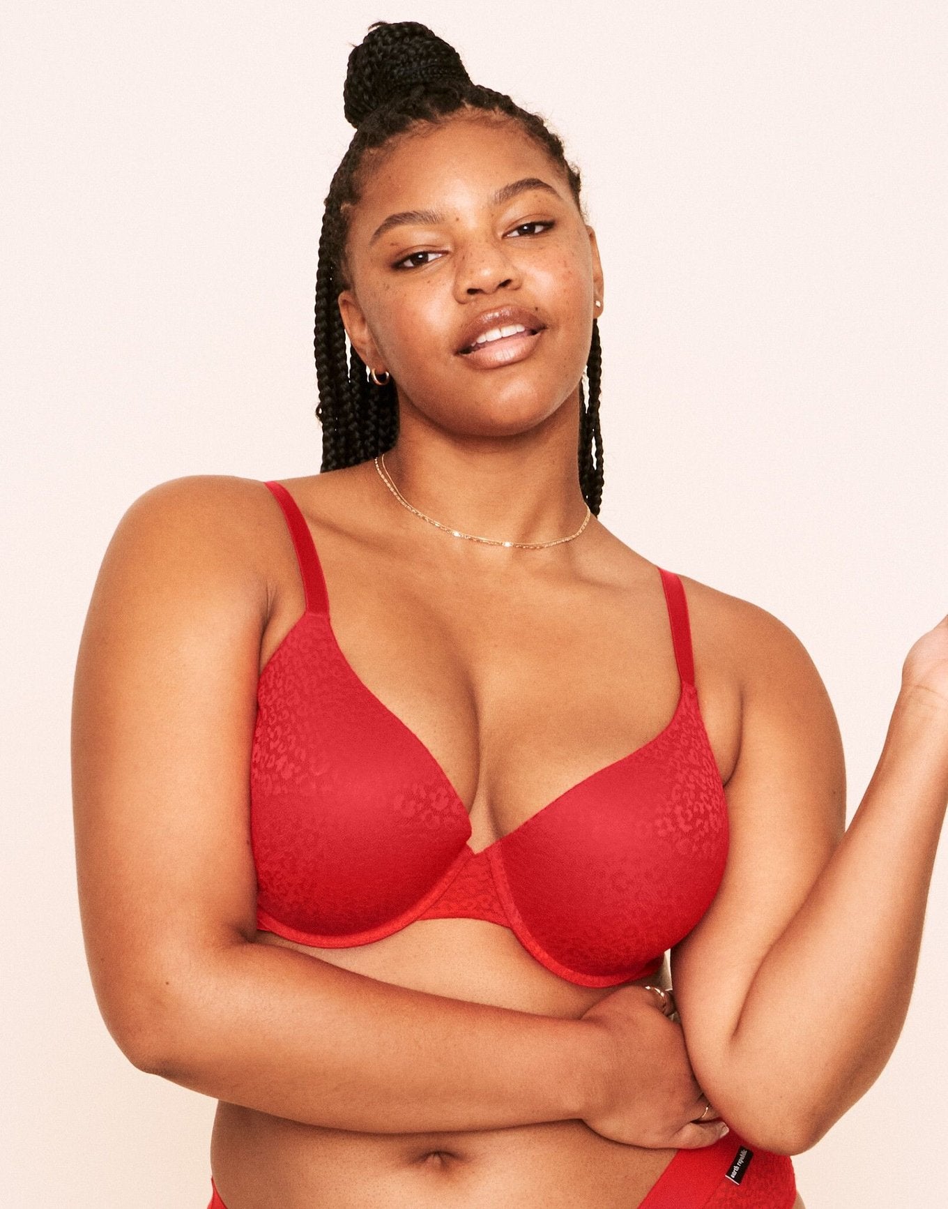 Earth Republic Kendall Lace Plunge Push Up Bra Lace Push-up Bra in color Flame Scarlet and shape plunge