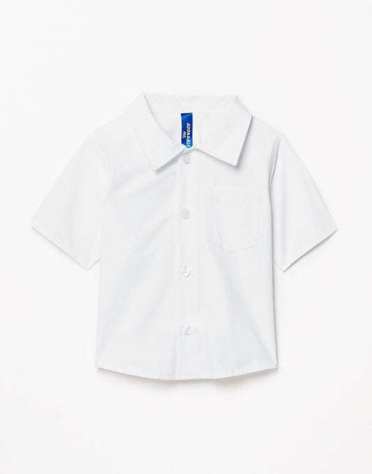 Outlines Kids Wyatt in color Bright White and shape shirt
