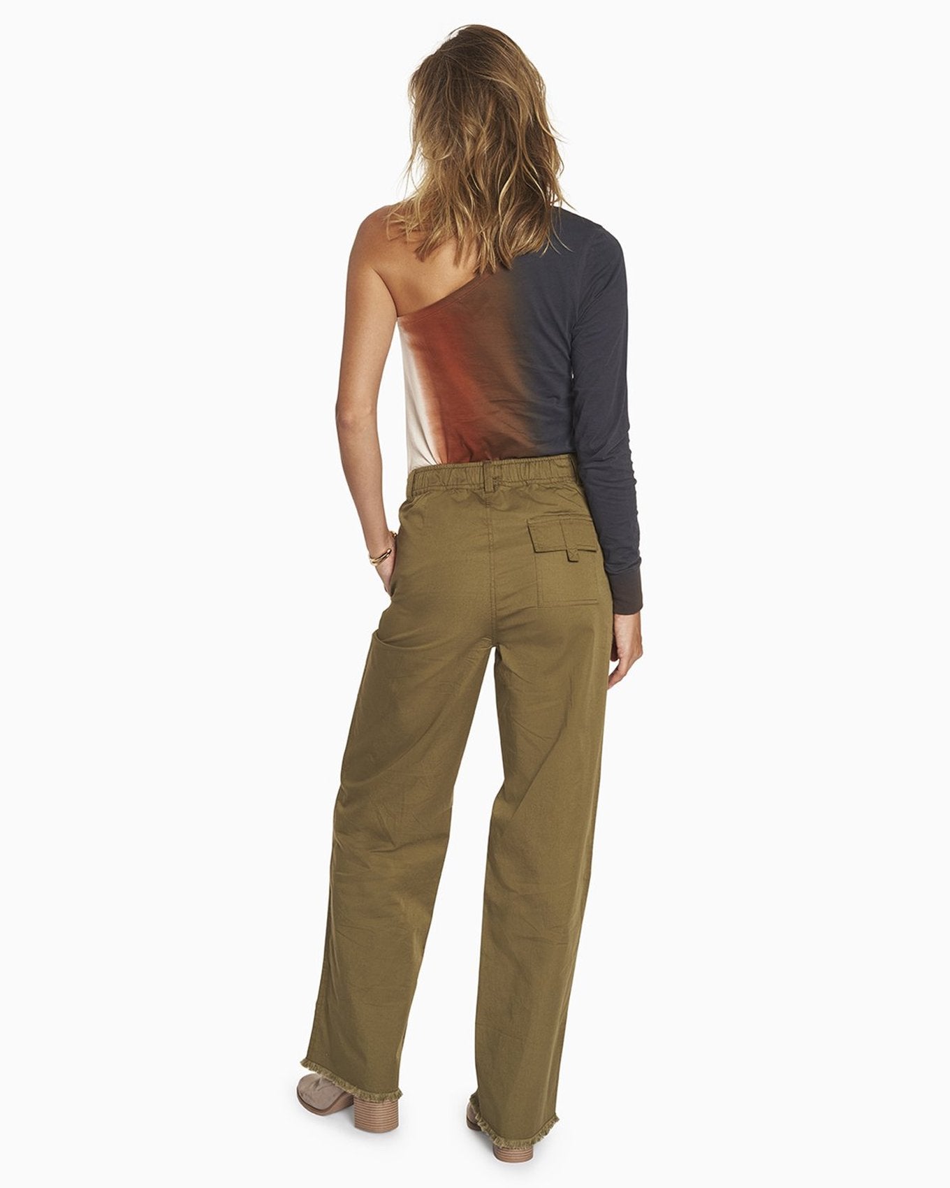YesAnd Organic Utility Pant Pant in color Olive Branch and shape pants