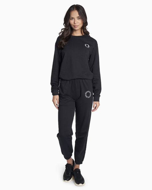 YesAnd Boundless Joggers Joggers in color Jet Black and shape jogger/sweatpant